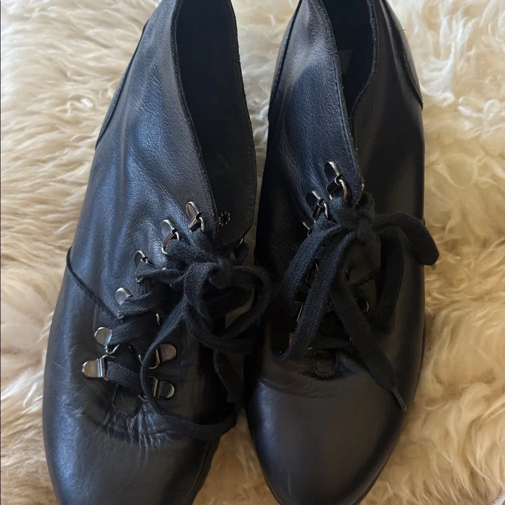 Barney’s New York Platform Combat Boots 8 (39)